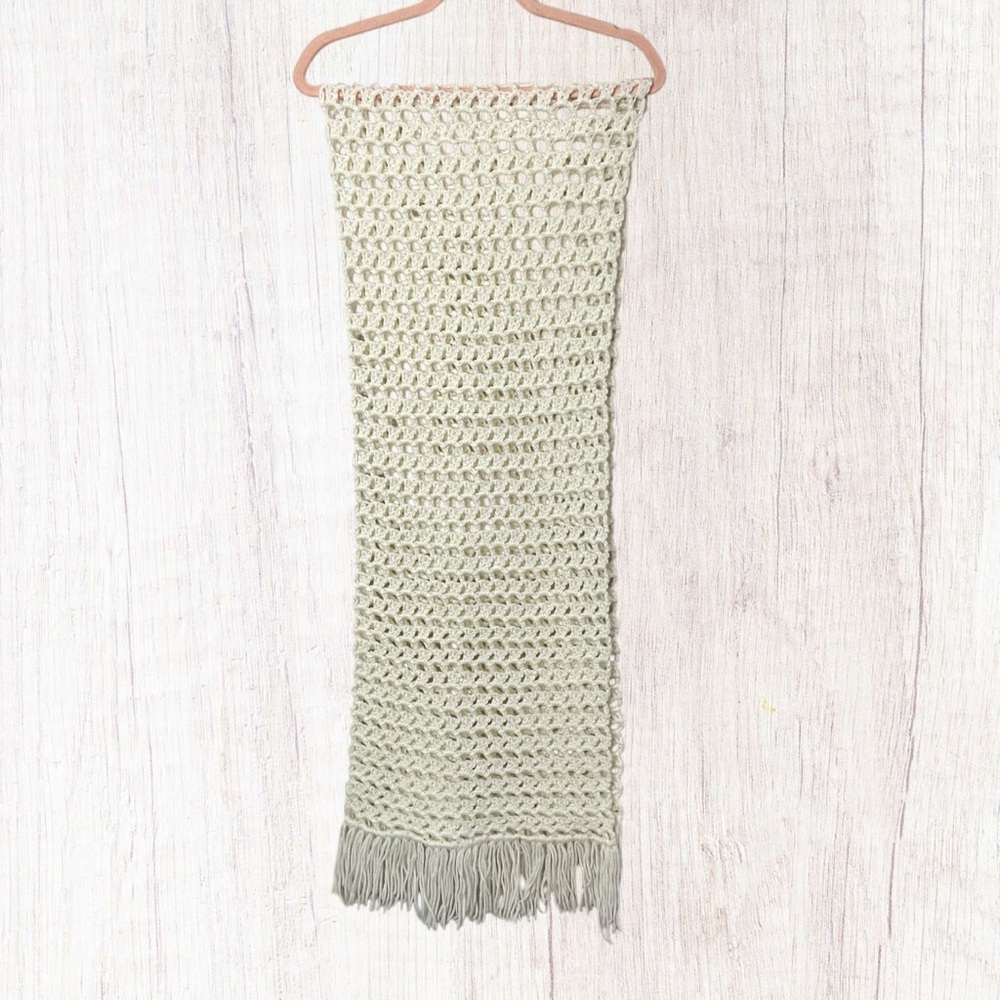 ❌SOLD❌HANDMADE Cream Crochet Wrap/Scarf with Fringe - Picture 4 of 8